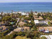 Exclusiva Villa de Lujo con 5 Dormitorios a Pocos Pasos...