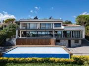 Exclusiva villa de lujo situada en la prestigiosa...