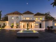 Villa / Chalet de lujo de 815 m2 en alquiler en...