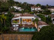 Exclusiva Villa en Primera Línea de Golf con Piscina...