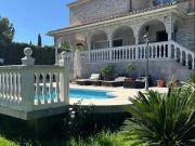 Villa / Chalet de 380 m2 en venta en Marbella, España