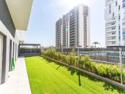 Exclusiva vivienda con terraza y jardín + plaza garaje +...
