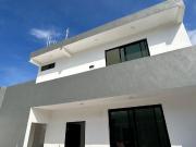 EXCLUSIVA Y AMPLIA CASA CON GRAN TERRENO EN VENTA EN...