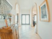 EXCLUSIVA Y ELEGANTE CASA EN VENTA EN RESIDENCIA CLUB DE...