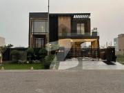 Exclusive 1 kanal furnished bungalow for rent dhas best...