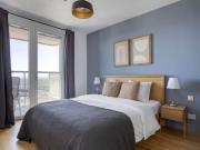 EXCLUSIVE 2 ROOM APARTMENT MARINA TOWER