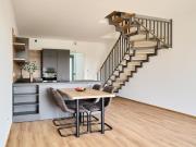 Exclusive 3 Zimmer Maisonettewohnung mit großem Balkon...