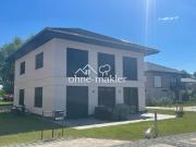 Exclusive 4 Raumwohnung mit Garten in einer Villa Am...