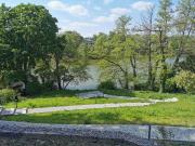Exclusive apartment directly on Lake Halen near Messe &...