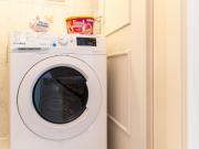 Exclusive comfort apartment with lots of space / right...