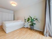 Exclusive, fully furnished 2 room luxury studio in the 3...
