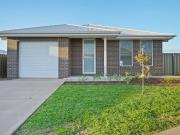 EXCLUSIVE HOME IN SOUTHLAKES ESTATE REBATE OFFER AVAILABLE