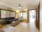 Exclusive House for Rent in Maria Luisa Estate Park