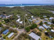 EXCLUSIVE LOCATION BACKING ONTO BEACH 1 RESERVE