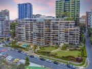 Exclusive Resort Style Riverfront Living in Southbank... Exclusive Resort Style Riverfront Living in Southbank...