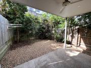 EXCLUSIVE TRI STOREY TOWNHOUSE IN GREAT LOCATION