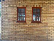 Exclusive Upmarket Bachelor Flat to Let