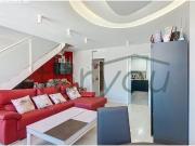 Exclusividad, eficiencia y diseño: un ático dúplex único...