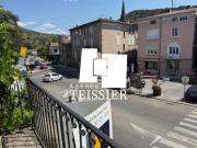 Exclusivité: Appartement centre Les Vans avec balcon