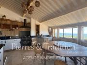 Exclusivité ! Belle maison de village avec vue et piscine