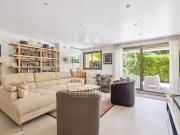 Exclusivité – Bien d’exception à l’orée du Cap d’Antibes...