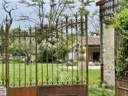 Exclusivité Bourgogne Givry Maison avec piscine et car....