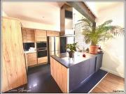 EXCLUSIVITE CAPIFRANCE MAISON HYPER CENTRE VILLE AVEC GARAGE