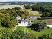 Entre Tours et Poitiers Gentilhommière XVIIIe et XIXe...