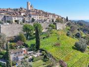 Exclusivité Exceptionnelle villa au pied des remparts de S