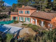 EXCLUSIVITE FLAYOSC VILLA A TERMINER 220M2 6 CHAMBRES SUR TE