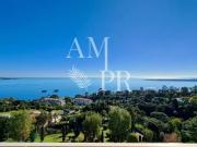 EXCLUSIVITÉ – INCROYABLE LUXUEUX APPARTEMENT 4 PIÈCES DE...