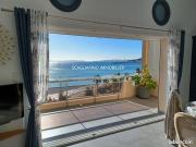 Exclusivité Le Lavandou, T2/T3 rénové en premier rang de mer