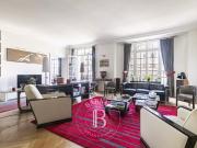 Exclusivité Paris 6 Appartement familial et de réception...