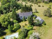 Exclusivité. Propriété de caractère au calme à 5 minutes...