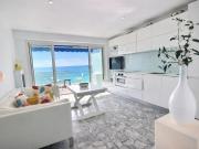 EXCLUSIVITÉ – Studio vue mer face aux plages de Juan les...