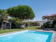 Exclusivité Superbe villa avec jardin de 1 200 m² à deux...