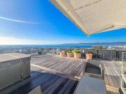 EXCLUSIVITE VILLA SUR LE TOIT DE 5 PIECES VUE MER...