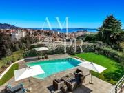 EXCLUSIVITÉ: VILLA UNIQUE À DEUX PAS DE LA CROISETTE VUE MER