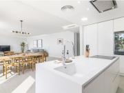 Exclusivo 3 dormitorios en primera línea de mar en...