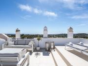 Exclusivo Apartamento en Aloha Royal, Nueva Andalucía,...