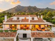 Exclusivo ático de 376 m2 en venta Marbella, Andalucía
