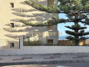 Exclusivo bajo con terraza y vistas al mar en Montemar –...