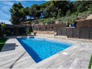 Exclusivo Chalet Reformado en Alella Park con Vistas al...