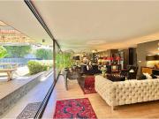 EXCLUSIVO DEPARTAMENTO CON JARDIN Y PISCINA