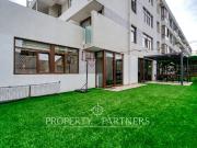 Exclusivo departamento con patio. Venta La Reina