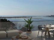 EXCLUSIVO É TER UMA VISTA ÚNICA SOBRE O RIO E FOZ DO...