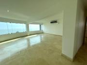 Exclusivo flat de 183 m² con vista al mar en Malecón...