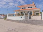 Moradia Isolada T4, com Vista Campo a 4 Km da praia