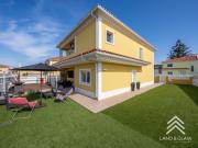 Exclusivo! Moradia T4+1 em Mem Martins