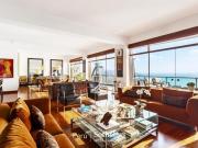 Exclusivo Penthouse con Vista Panorámica al Mar
